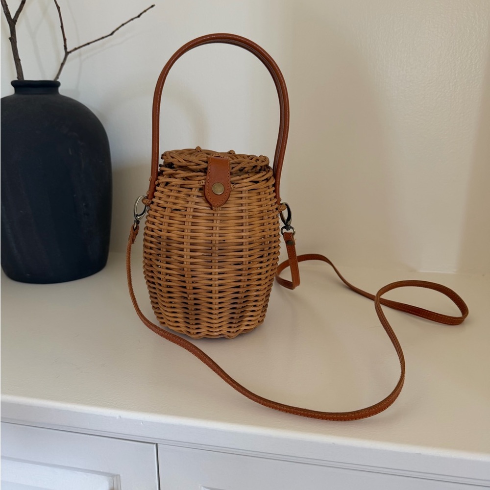 Nantucket style Brown Woven Basket Bag